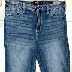 Hollister High-Rise Super Skinny (Stretch) Blue Jeans Size 9L W29 L32 (Like New)